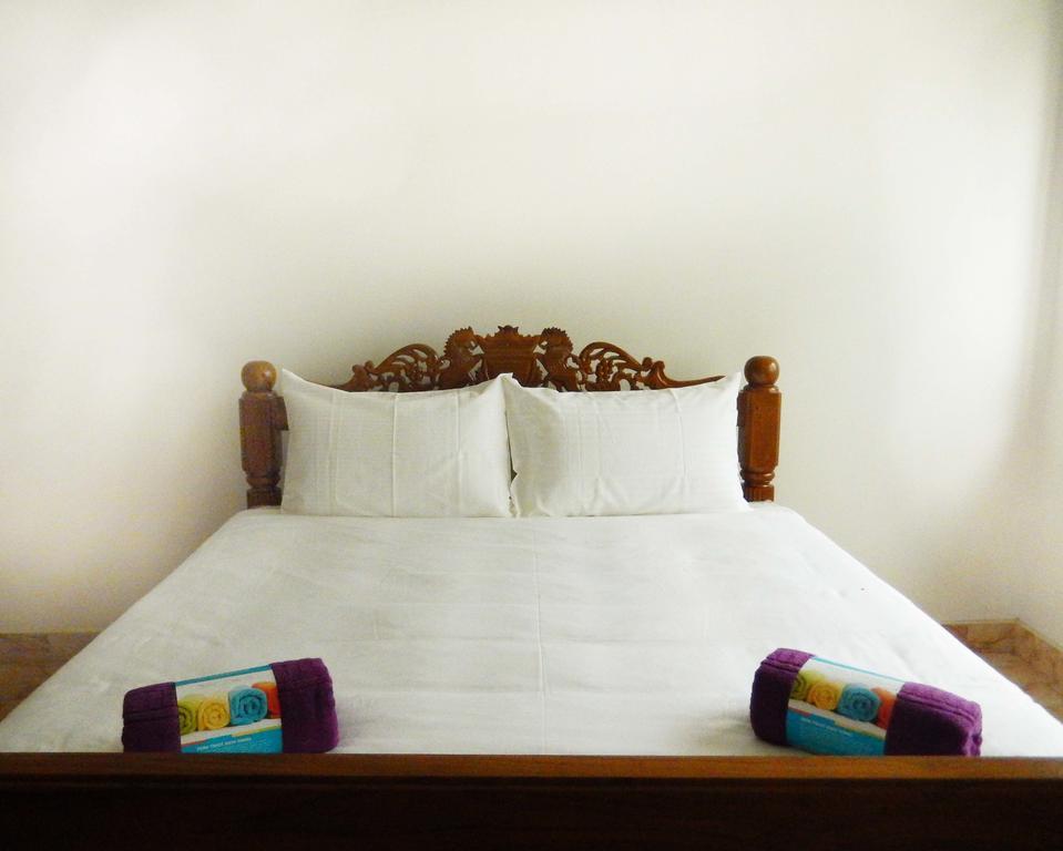 The Hotel Paradise كاتوناياكى الغرفة الصورة